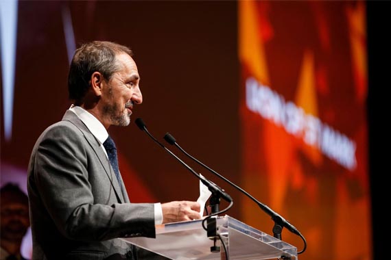 David Droga: “Cuando me voy a dormir pienso en las ideas, no en el negocio”